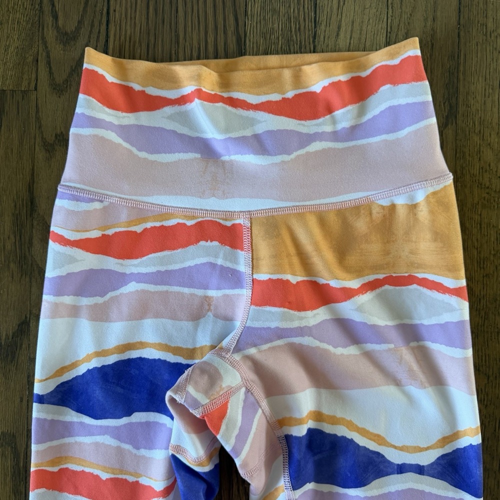 Lululemon True Self Crop Bleacher Stripe White Iris Flower Size 4 - Picture 4 of 12